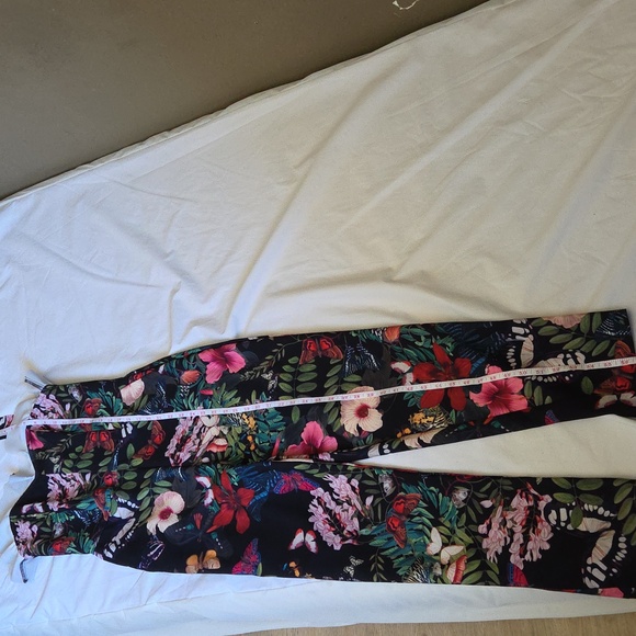 H&M Floral Jumpsuit Size 10 - Picture 14 of 16
